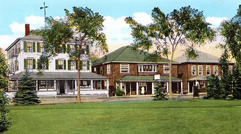 Old Postcard of Demerrit Square